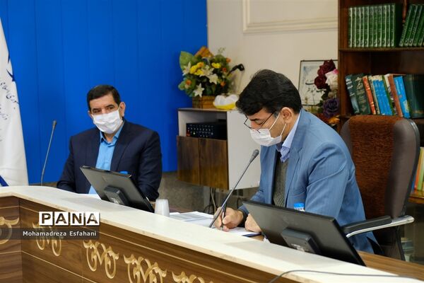 نشست استاندارمازندران با اعضای تشکل‌های‌ سازمان دانش‌آموزی
