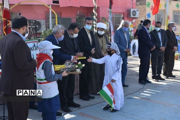 تدریس عملی  نشانه (ای) فارسی پایه اول در آبادان