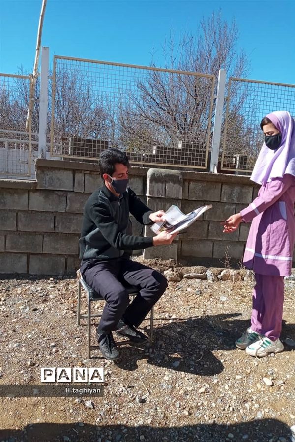 معلمان در سنگر خدمت به دانش‌آموزان محروم