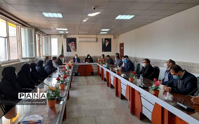 اتحاد و همدلی رمز موفقیت در هر نهاد و اداره است