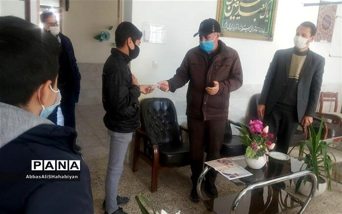 تقدیر از نو غلام حسینی کانون لقمان کاشمر