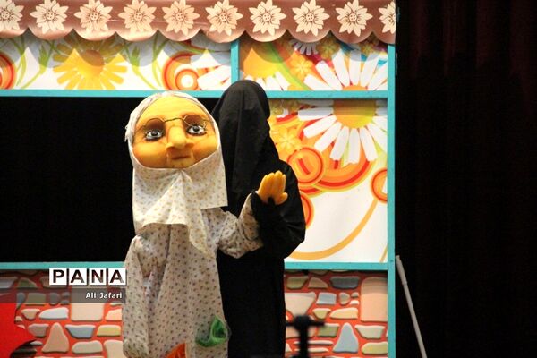 برگزاری جنگ جوانه‌های یلدایی در شبکه شاد برای دانش‌آموزان ناحیه یک ری
