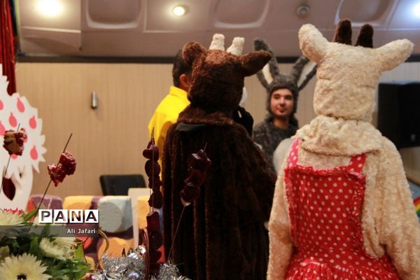 برگزاری جنگ جوانه‌های یلدایی در شبکه شاد برای دانش‌آموزان ناحیه یک ری