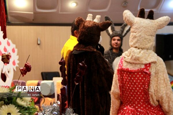 برگزاری جنگ جوانه‌های یلدایی در شبکه شاد برای دانش‌آموزان ناحیه یک ری
