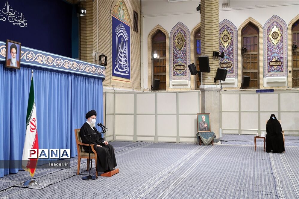 دیدار دست‌اندرکاران مراسم سالگرد شهید سلیمانی با رهبر معظم انقلاب