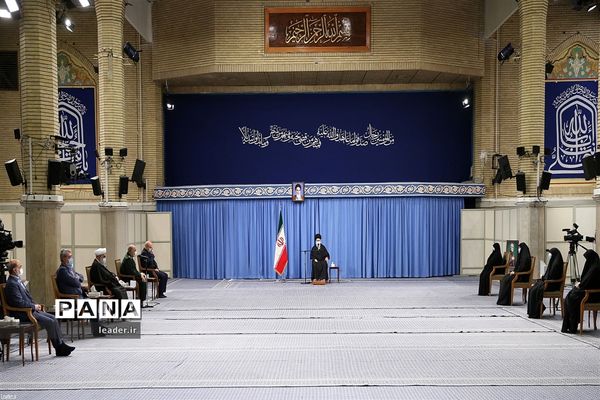 دیدار دست‌اندرکاران مراسم سالگرد شهید سلیمانی با رهبر معظم انقلاب