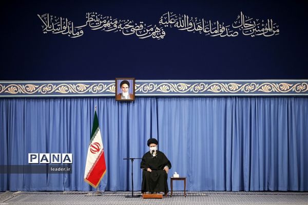 دیدار دست‌اندرکاران مراسم سالگرد شهید سلیمانی با رهبر معظم انقلاب