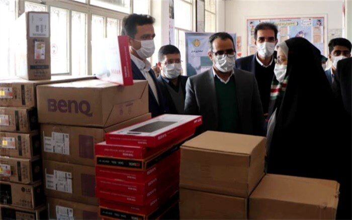 اهدای 300 میلیون تجهیزات آموزشی به مدارس شهرستان قدس