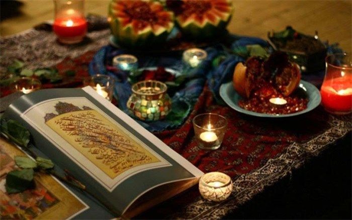 شاهنامه خوانی یکی از زیبایی‌های شب یلداست