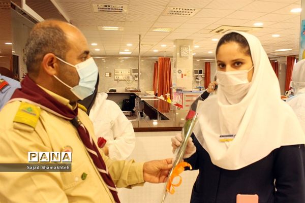 تقدیرمربیان و مدرسان پیشتاز از پرستاران بیمارستان گلستان اهواز