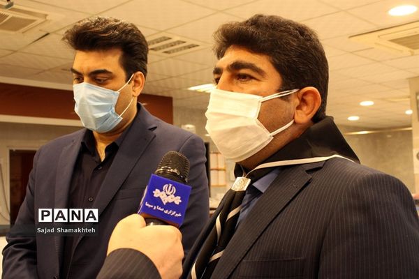 تقدیرمربیان و مدرسان پیشتاز از پرستاران بیمارستان گلستان اهواز