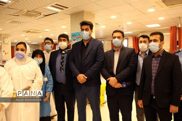 تقدیرمربیان و مدرسان پیشتاز از پرستاران بیمارستان گلستان اهواز