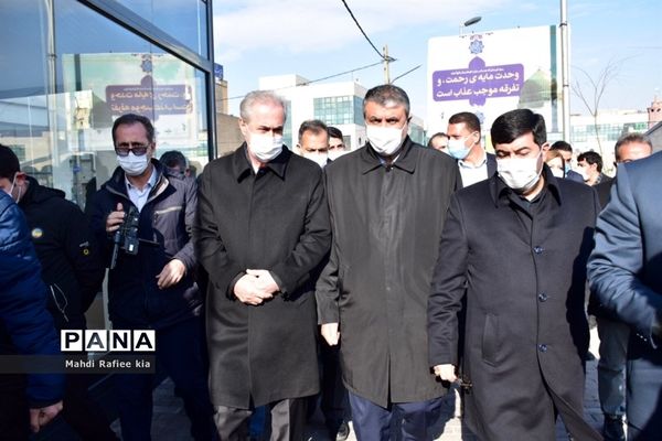 افتتاح مدرسه  و بازدید وزیر راه و شهرسازى از ایستگاه قطار