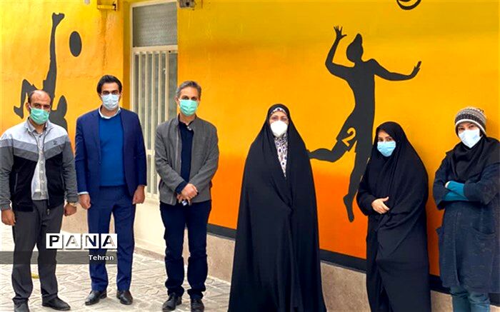 بازدید مدیر آموزش و پرورش منطقه 8 ازپروژه های در حال نوسازی مجموعه های ورزشی منطقه