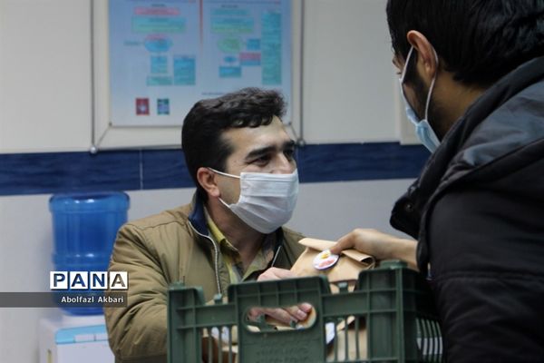 قدردانی از پرستاران و پزشکان بیمارستان‌های شهر ساری