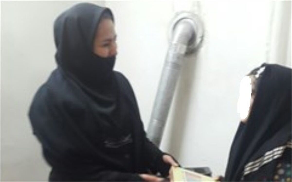 بازدید مسئولین مدارس جوادآباد از خانواده دانش‌آموزان بی‌بضاعت