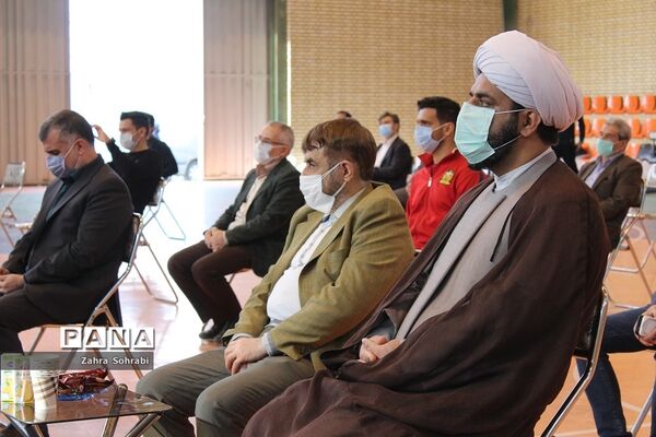 آیین توزیع 2000بسته غذایی و معیشتی جهت خانواده‌های آسیب‌دیده شهرستان‌های غرب استان تهران