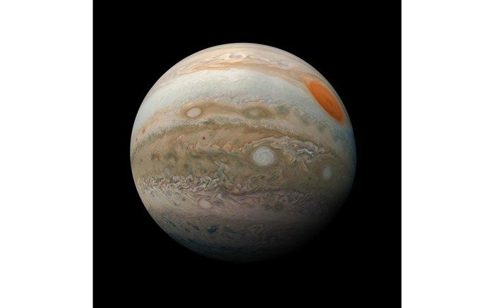 خودنمایی ستاره کریسمس در آسمان اولین شب دی ماه