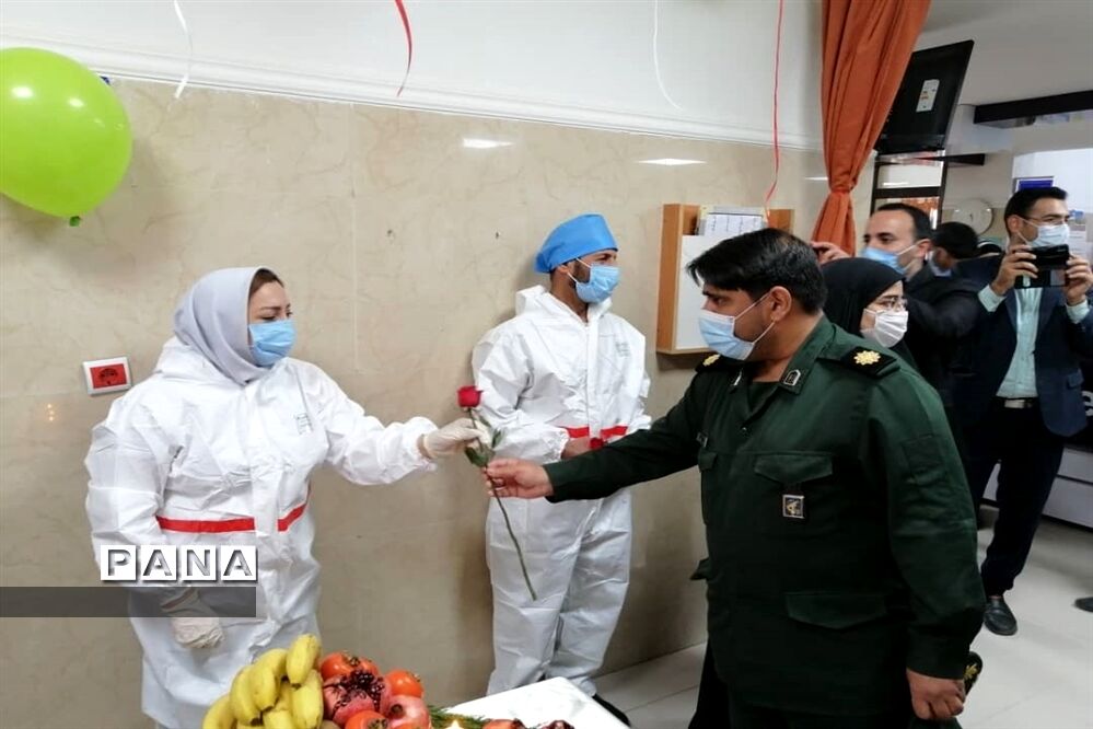 تجلیل مسئولان شهرستان کارون  از کادر درمان