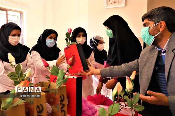 تجلیل جهادگران سنگر علم آموزی از مدافعان سلامت در آباده