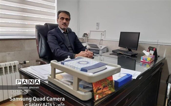 اهدای مبلغ ۲۰۰ میلیون تومان توسط خیر به مدارس شهرستان خواف