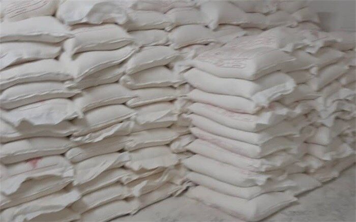 انبار غیرقانونی آرد حمایتی در زابل شناسایی شد