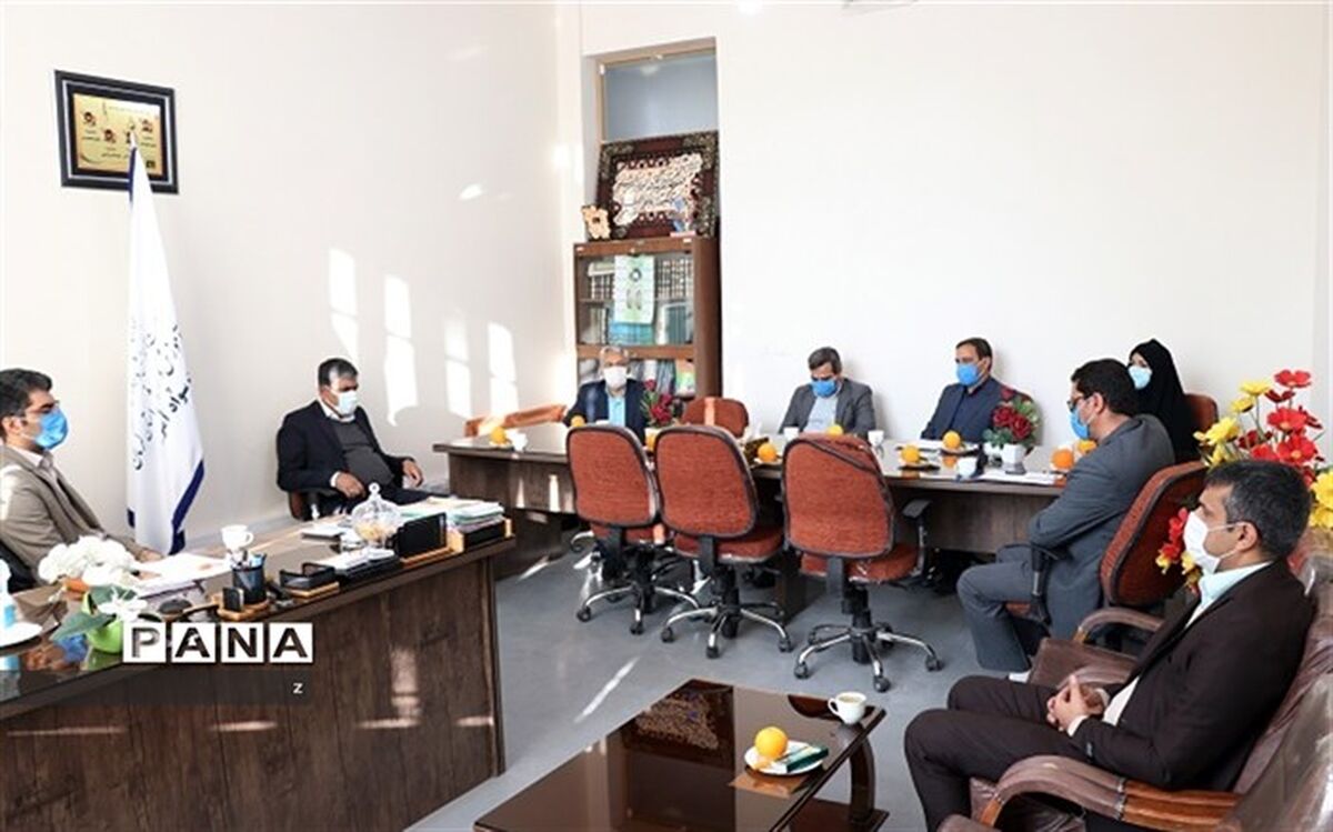 دیدار مدیرکل آموزش و پرورش استان کرمان با معاون، روسا و کارشناسان سوادآموزی به مناسب هفته سوادآموزی