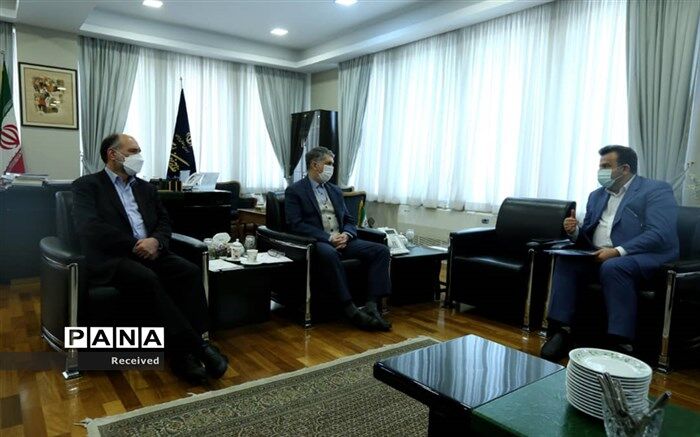 استاندار: صنایع چوب و کاغذ مازندران آمادگی تأمین کاغذ مطبوعات کشور را دارد
