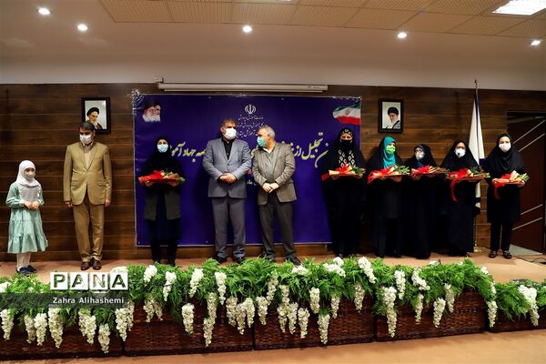 آیین تجلیل از 20هزار آموزگار مقطع ابتدایی