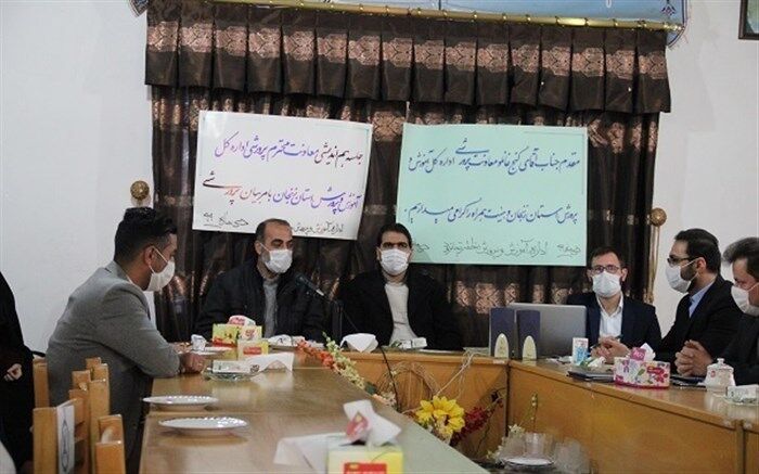 معلم و مربی نمونه باید با ابزارها و رویکرد‌های فضای مجازی انس بگیرد