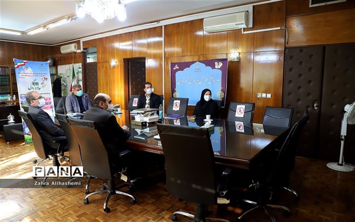 فولادوند: پیوند زندگی و سوادآموزی مهمترین دغدغه این روزهای نهضت سواد آموزی است