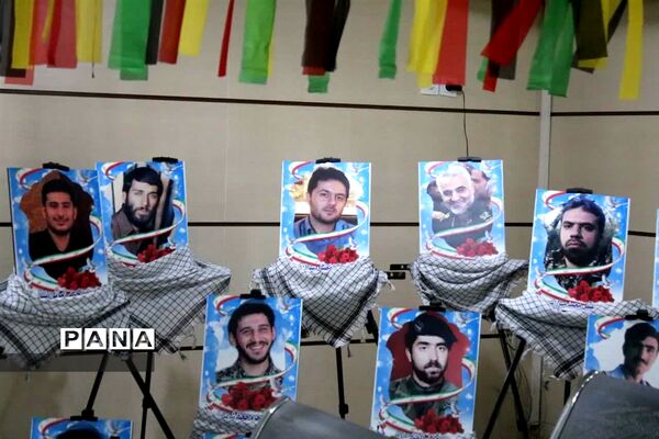 سی ودومین نشست فصلی  کارکنان بنیاد شهید و امور ایثارگران شهرستان ری
