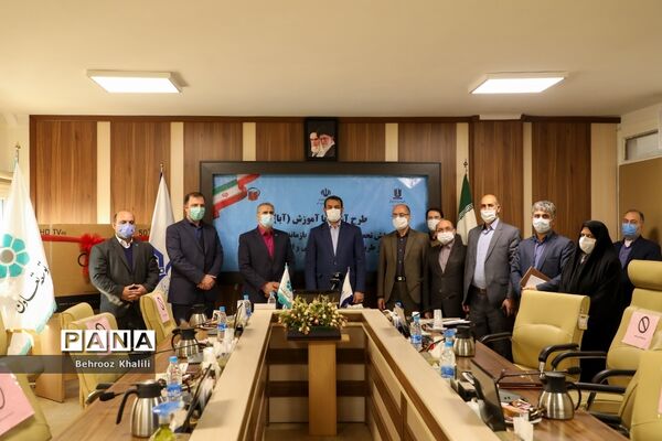 مراسم اهدای اسناد ۱۵ دستگاه تلویزیون برای اجرای طرح آبا