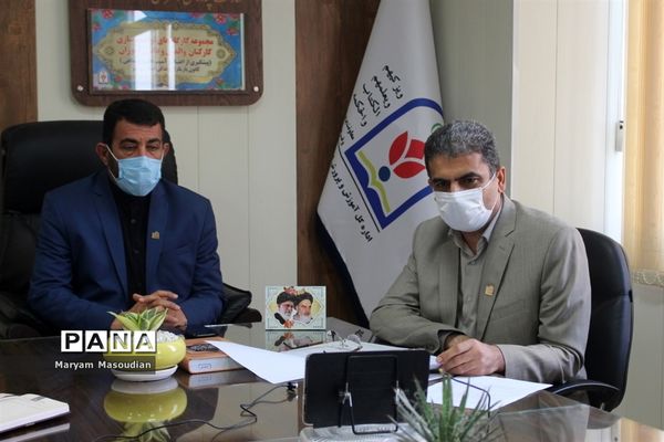 برگزاری کارگاه توانمندسازی کارکنان، والدین و دانش آموزان