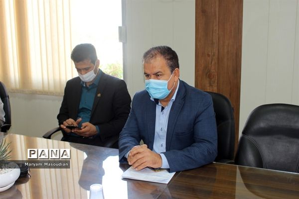 برگزاری کارگاه توانمندسازی کارکنان، والدین و دانش آموزان