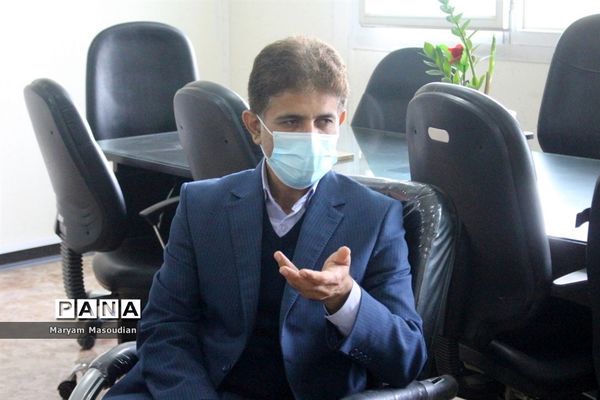 وبینار آموزشی تغذیه مناسب برای پیشگیری از چاقی و لاغری دانش‌آموزان استان بوشهر