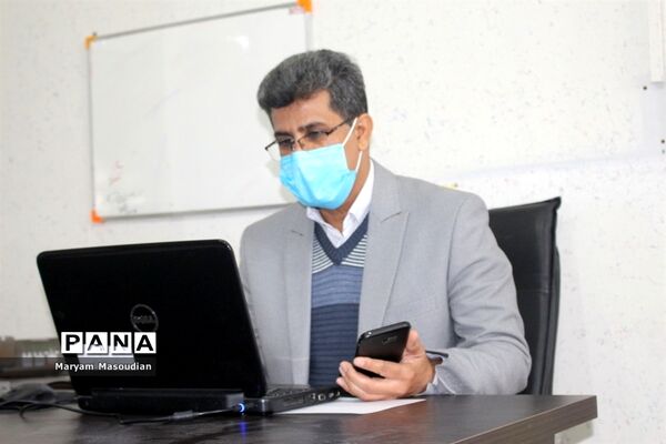 وبینار آموزشی تغذیه مناسب برای پیشگیری از چاقی و لاغری دانش‌آموزان استان بوشهر