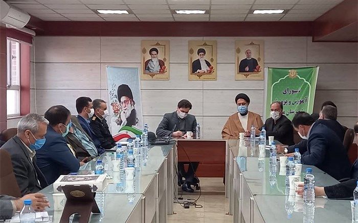 بررسی و اجرای طرح نماد در مدارس ملارد