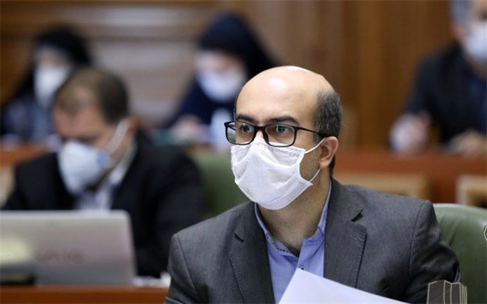 انتقاد به مسدود شدن پیاده‌روها در مناطق شهرداری تهران