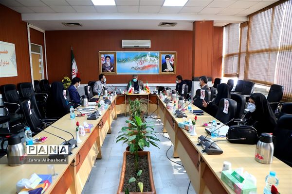 نشست هم‌اندیشی مدیریت فوریت‌های روانی-اجتماعی دانش‌آموزان