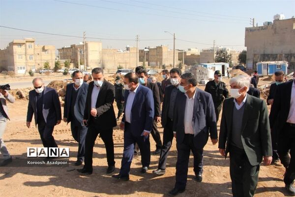 حضور استاندار فارس در آیین افتتاح و بازدید از پروژه‌های آموزشی ناحیه3 شیراز