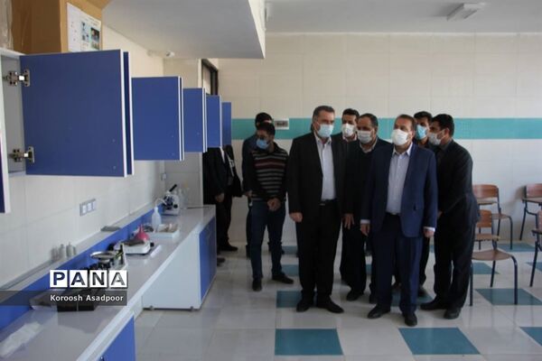 حضور استاندار فارس در آیین افتتاح و بازدید از پروژه‌های آموزشی ناحیه3 شیراز