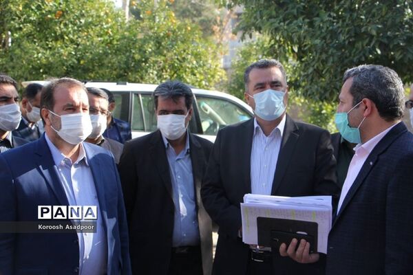 حضور استاندار فارس در آیین افتتاح و بازدید از پروژه‌های آموزشی ناحیه3 شیراز