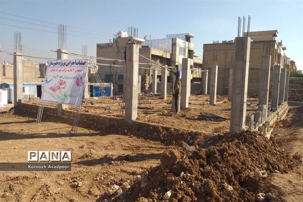 حضور استاندار فارس در آیین افتتاح و بازدید از پروژه‌های آموزشی ناحیه3 شیراز