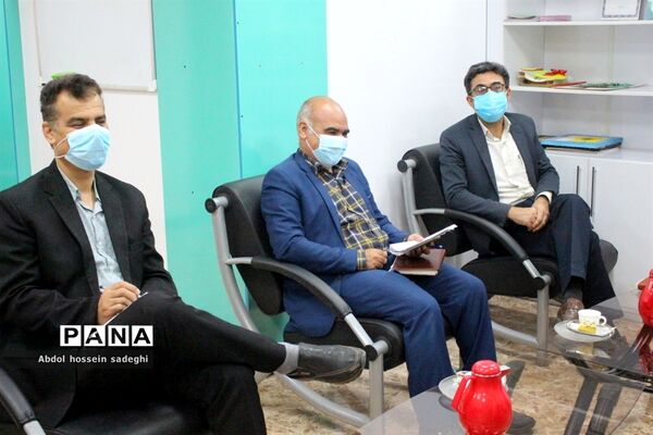 جلسه کیفیت بخشی طرح ها و برنامه‌های دوره ابتدایی آموزش و پرورش استان بوشهر