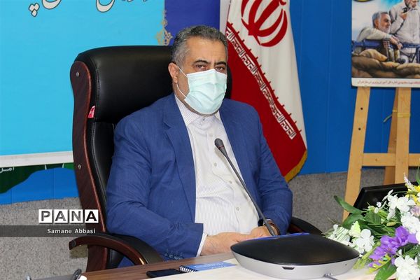 آیین تحلیف اعضای هیات رئیسه مجلس دانش‌آموزی مازندران