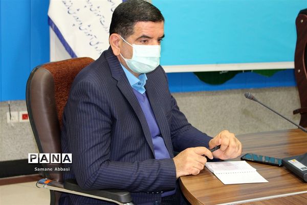 آیین تحلیف اعضای هیات رئیسه مجلس دانش‌آموزی مازندران