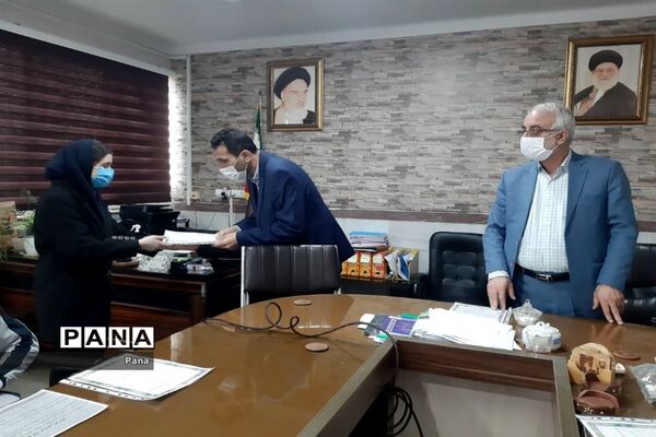 آیین تحلیف اعضای هیئت رئیسه مجلس دانش‌آموزی شهرستان‌های مازندران