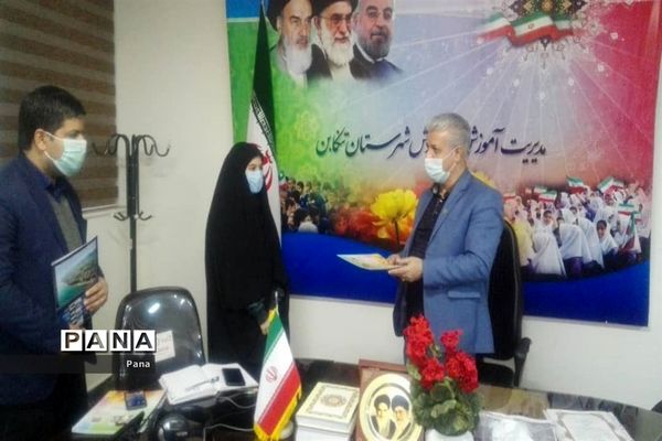 آیین تحلیف اعضای هیئت رئیسه مجلس دانش‌آموزی شهرستان‌های مازندران