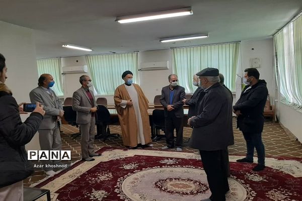 بازدید نماینده مجلس شورای اسلامی و امام جمعه از مرکز یادگیری محلی باهنر ملارد